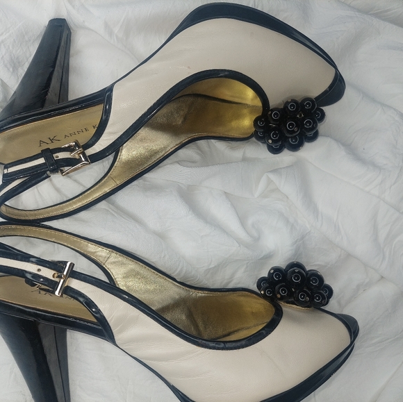 Elegant black pearl strap cream heels. - Picture 3 of 5